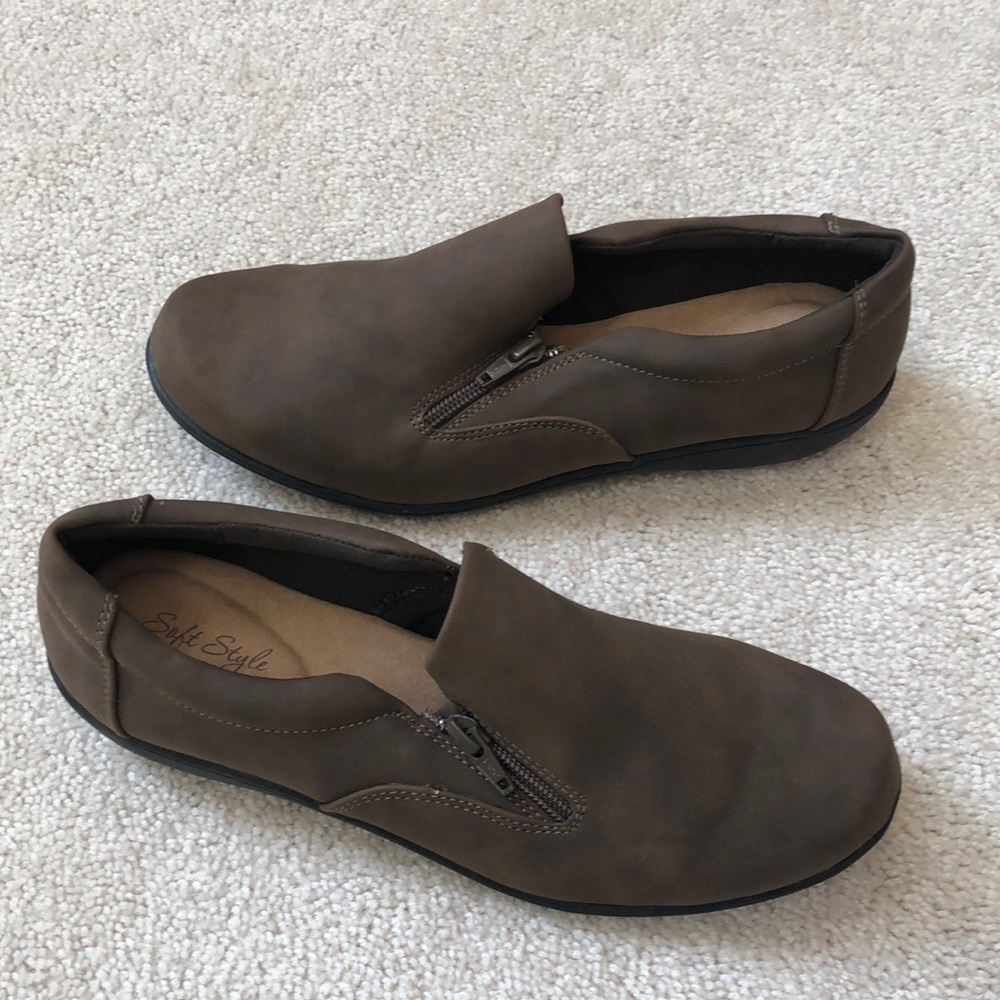 NWOB Soft Style Joella Loafer